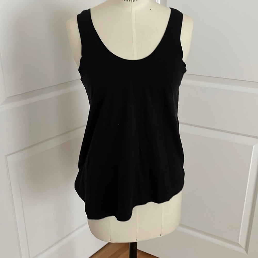Theory tank top size Medium